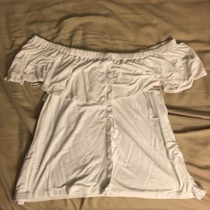 Off the shoulder flowey too